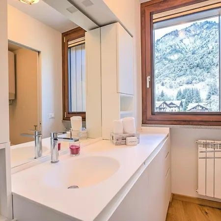 Il Mughetto Campo Smith On The Slope - Happy * 巴多尼奇亚