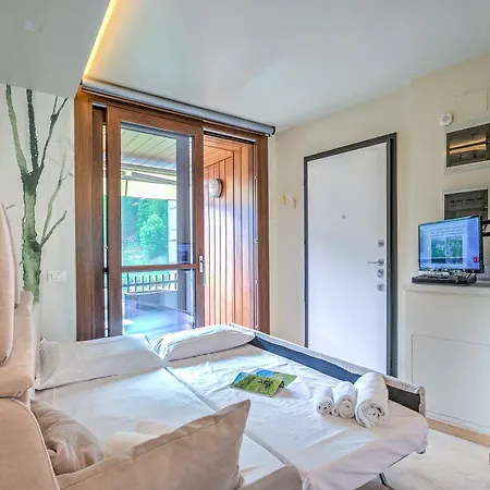 Il Mughetto Campo Smith On The Slope - Happy