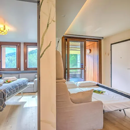 Il Mughetto Campo Smith On The Slope - Happy